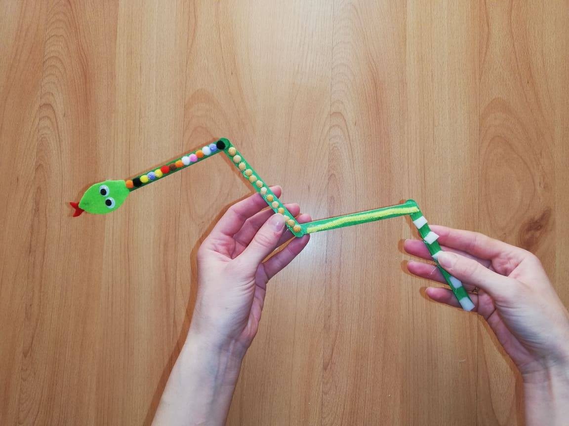 Wąż – zabawka sensoryczna