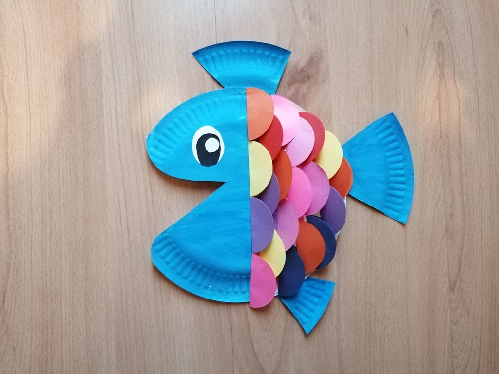 Ryba- praca plastyczna z wykorzystaniem talerzyka papierowego