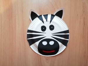 Zebra-praca plastyczna z wykorzystaniem talerzyka papierowego