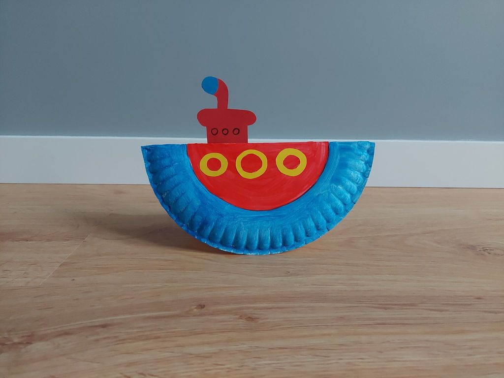 Statek podwodny - praca plastyczna z wykorzystaniem talerzyka papierowego
